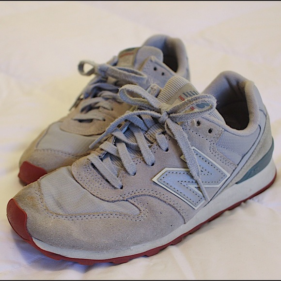 new balance 696 capsule running sneaker